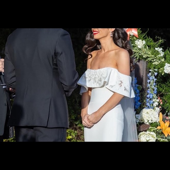 Ines Di Santo Couture Wedding Gown - Picture 2 of 6